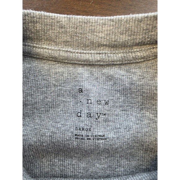 A New Day Ribbed Mock Neck Shirt Large Gray Short Sleeve Turtleneck - Picture 2 of 4